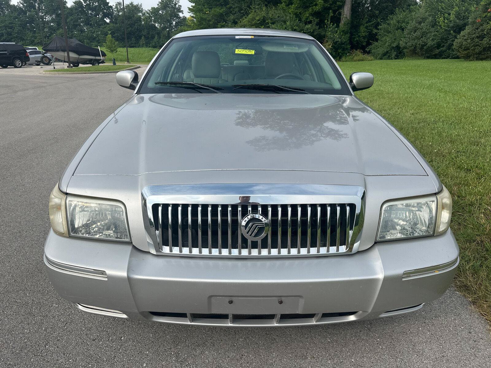 mercury grand marquis 2011 2MEBM7FV6BX602588 image mercury grand marquis 2011 2MEBM7FV6BX602588 image